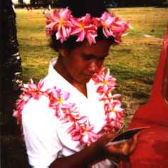 photo of Aitutaki island girl